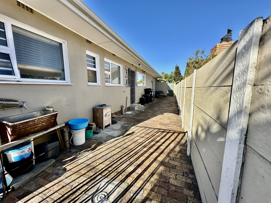 4 Bedroom Property for Sale in Tygerdal Western Cape